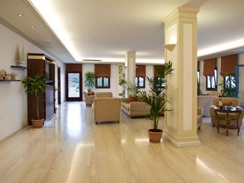 Yiannaki 4* Ornos (Mykonos)