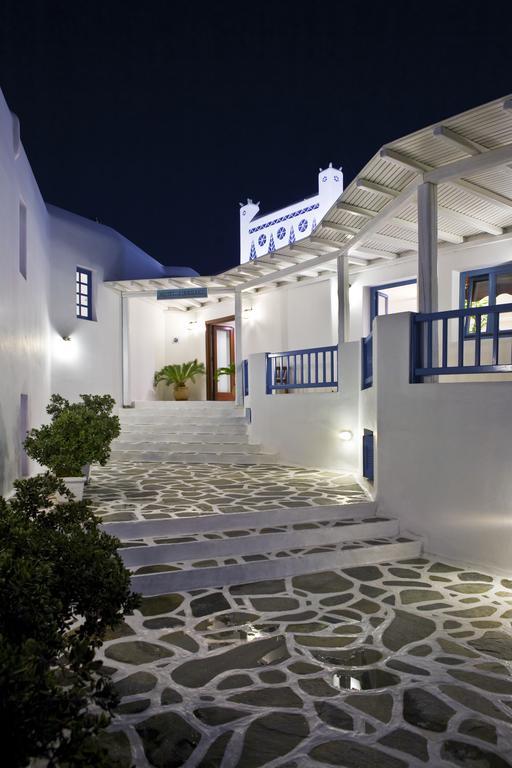 Yiannaki Hotel